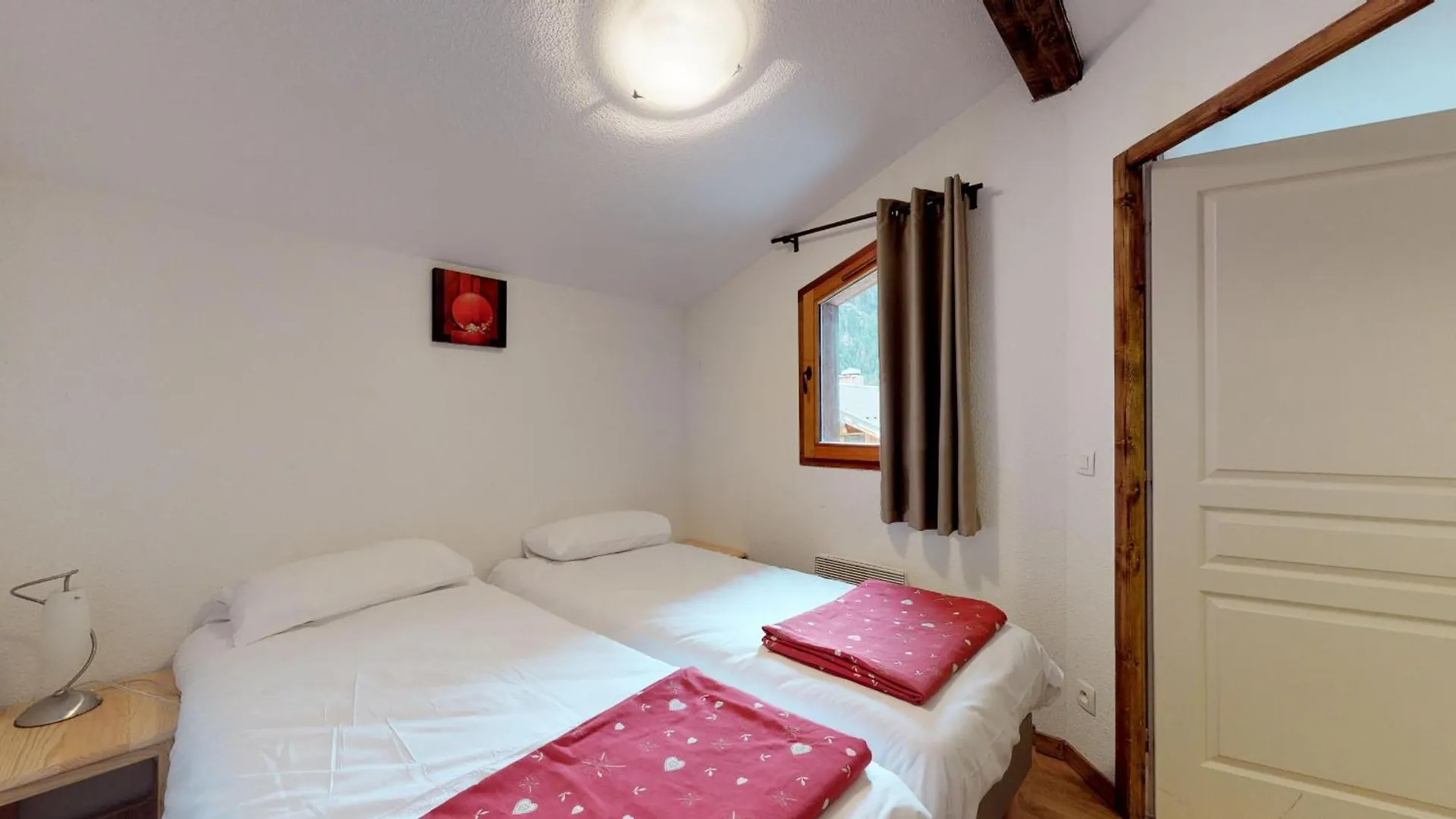 Апартаменты Hameau 4 201 Spa & Piscine Appartement 4 Pers Орель